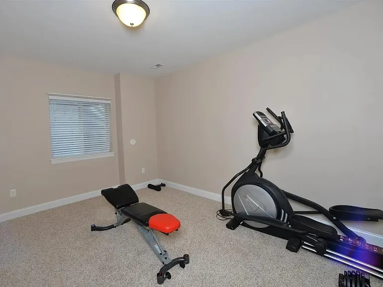 1425 Red Oak Plantation Dr — Photo 18