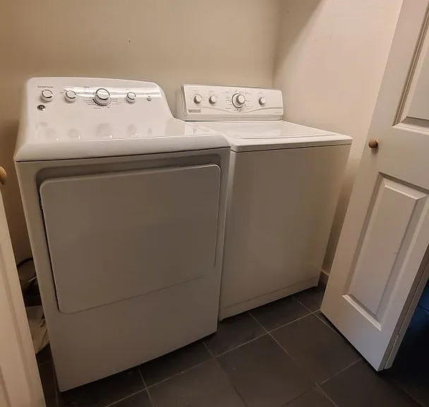 40 E Maple St #3 — Photo 5