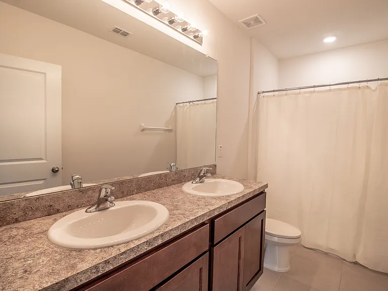 3333 Pleasant Willow Ct — Photo 15