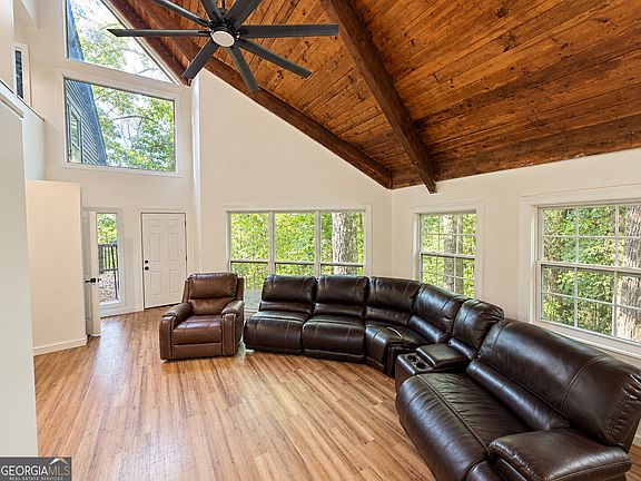 4th image of 2501 Terrace Trl