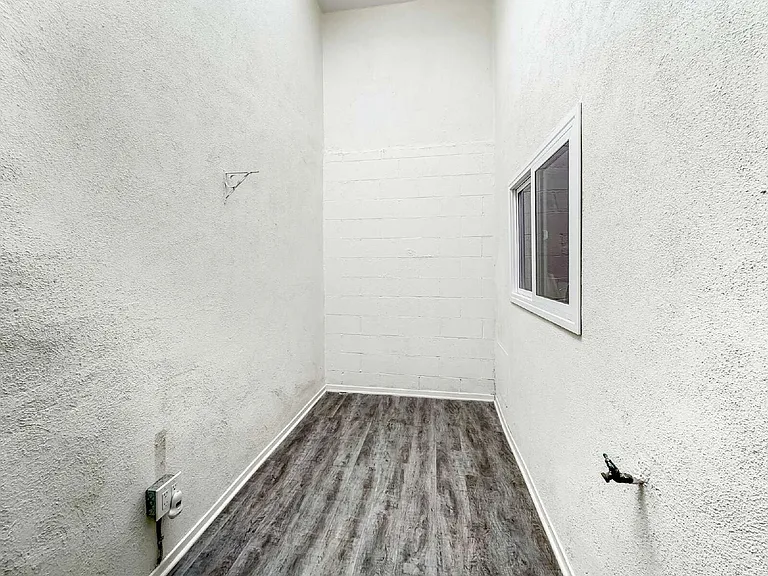 26827 Circle Of The Oaks — Photo 17