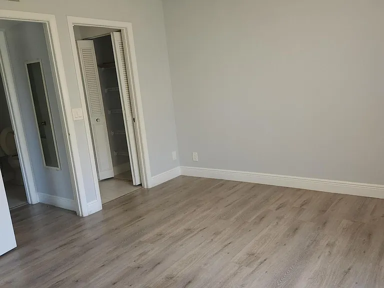 502 Shady Pine Way #D2 — Photo 15