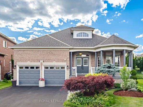 939 Brass Winds Pl, Mississauga, ON L5W 1T1