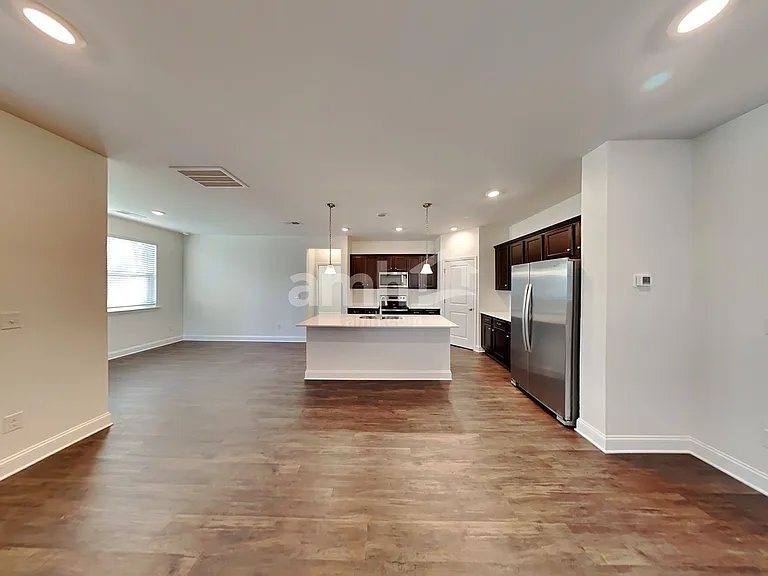 578 Rivermist Dr — Photo 4