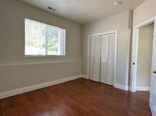 215 N Orchard Dr, North Salt Lake, UT 84054