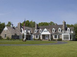 1060 N Golden Lake Rd, Summit, WI 53066