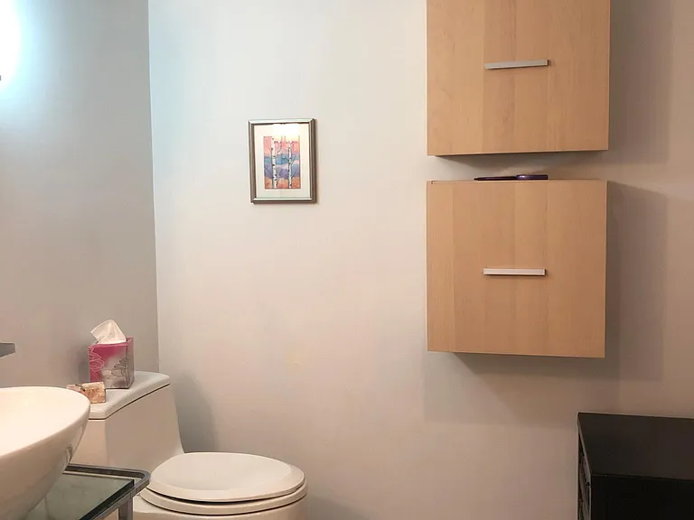 631 D St NW #338 — Photo 6