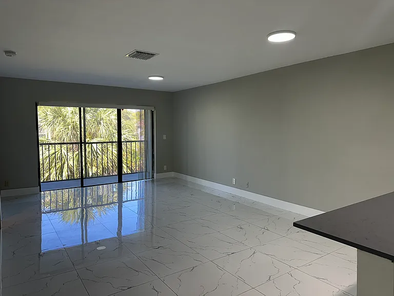 4881 Arjaro Dr #4881 — Photo 4