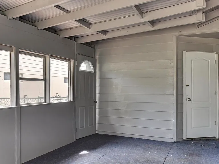 4706 Kansas Ave — Photo 17