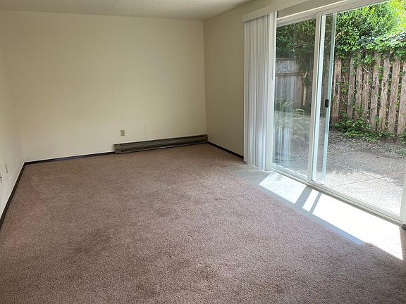 2nd image of 2212 9th Ave SW #4B