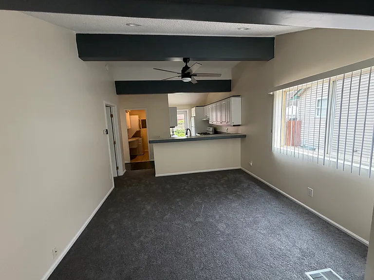 18128 Powers Ave — Photo 1
