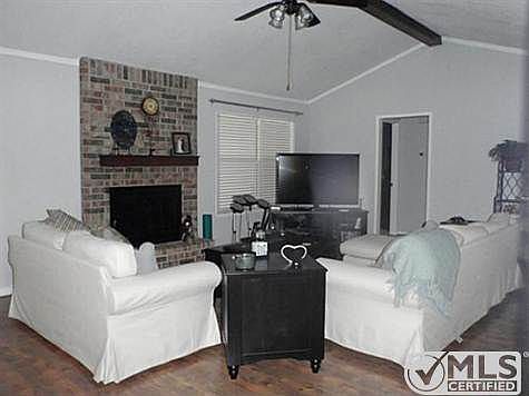 3rd image of 4310 Bruce Dr