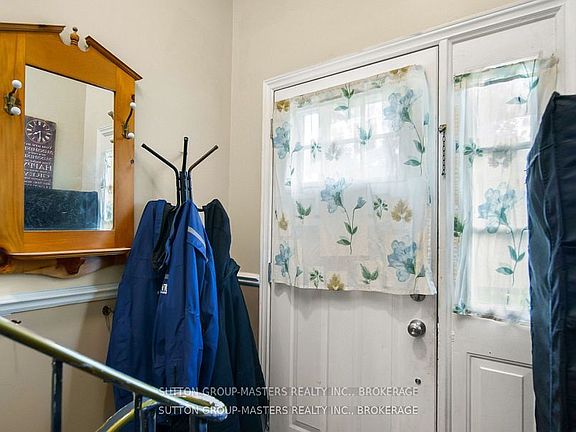 5th image of 170 Camden Rd