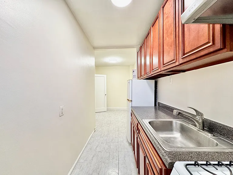 36-40 Bowne St #4B — Photo 11