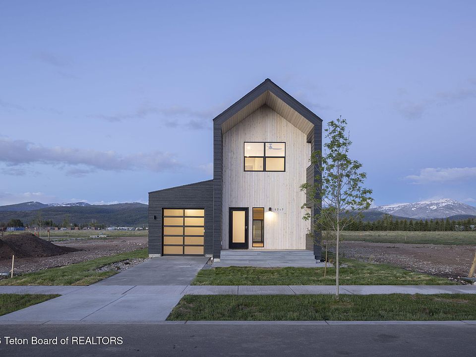 1st image of 8768 Windy Ridge Rd