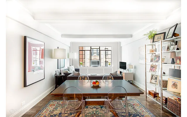 Sold by Douglas Elliman | media 10