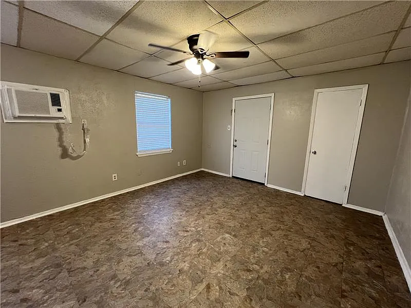 Studio, 399 sqft, $525 — Photo 3