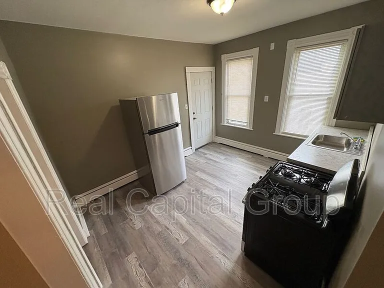 708 Westover Pl #4 — Photo 9