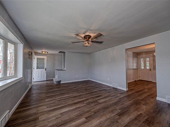 4th image of 1019 Emery Dr