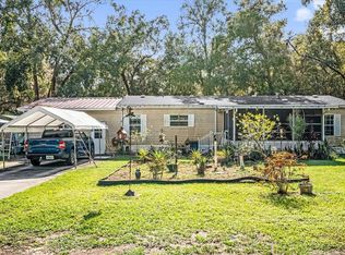 8512 Treasure Island Rd, Leesburg, FL 34788