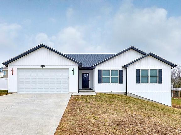 2nd image of 301 Park Place Dr