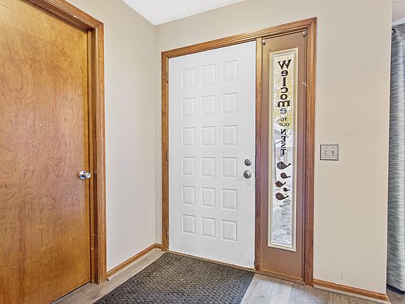 3rd image of 834 Apple Blossom Ln #24