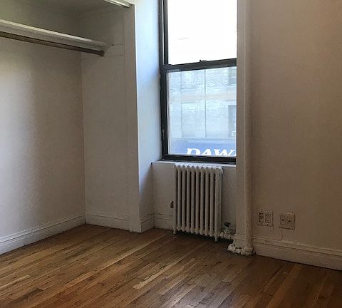 2nd image of 300 E 91st St #2N