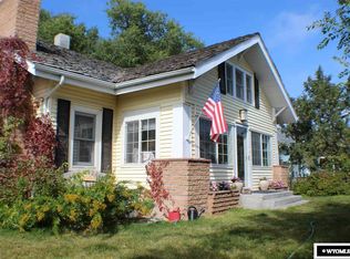 210 S Lincoln Ave, Glendo, WY 82213