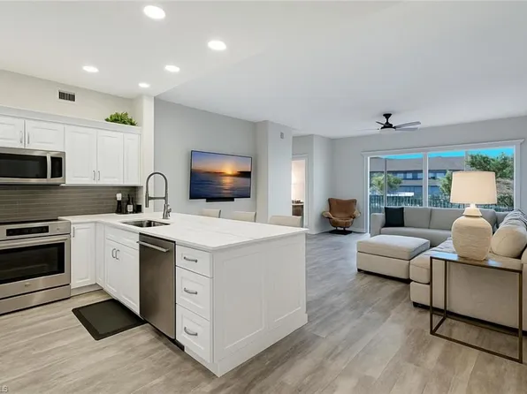 770 Bentwater CIR #103, NAPLES, FL 34108