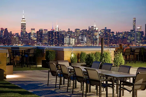 Rented by Compass | media 17