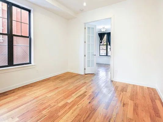 Rented by Nooklyn NYC LLC | media 58