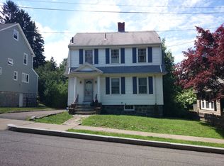 223 Wren St, West Roxbury, MA 02132