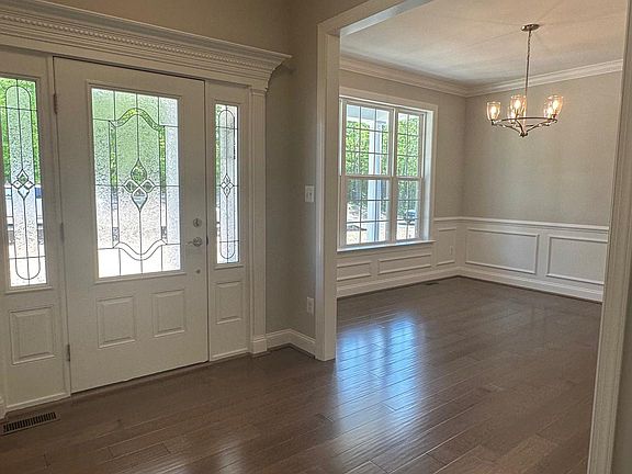 4th image of 24879 Preston Ct