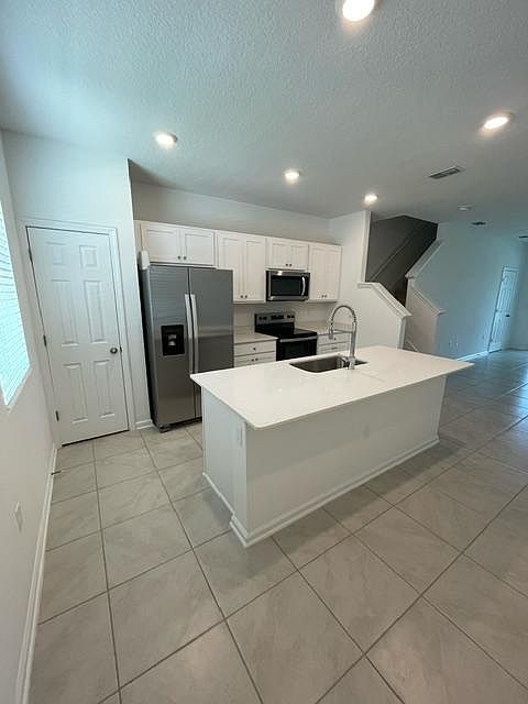 1st image of 236 Elmhurst Ln