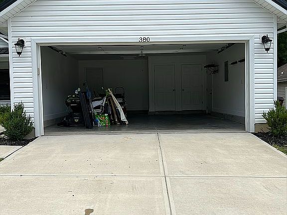 Two car garage 