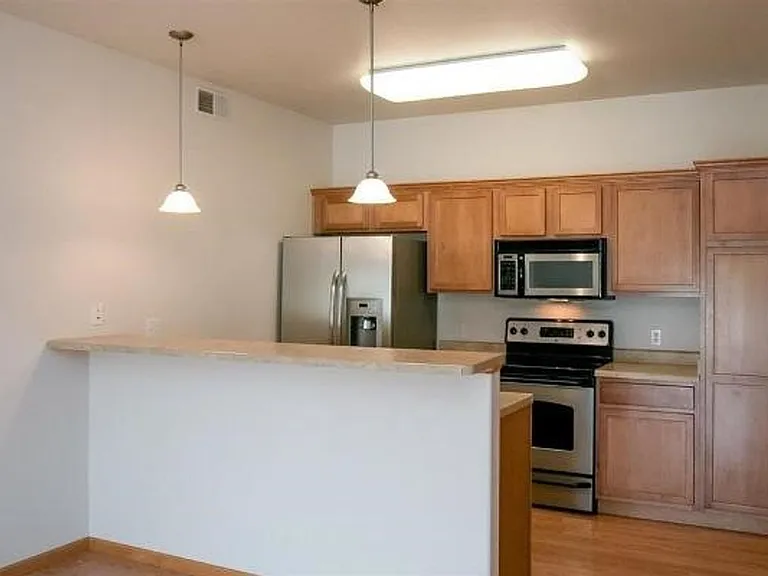 280 Sadler Ln #204 — Photo 2
