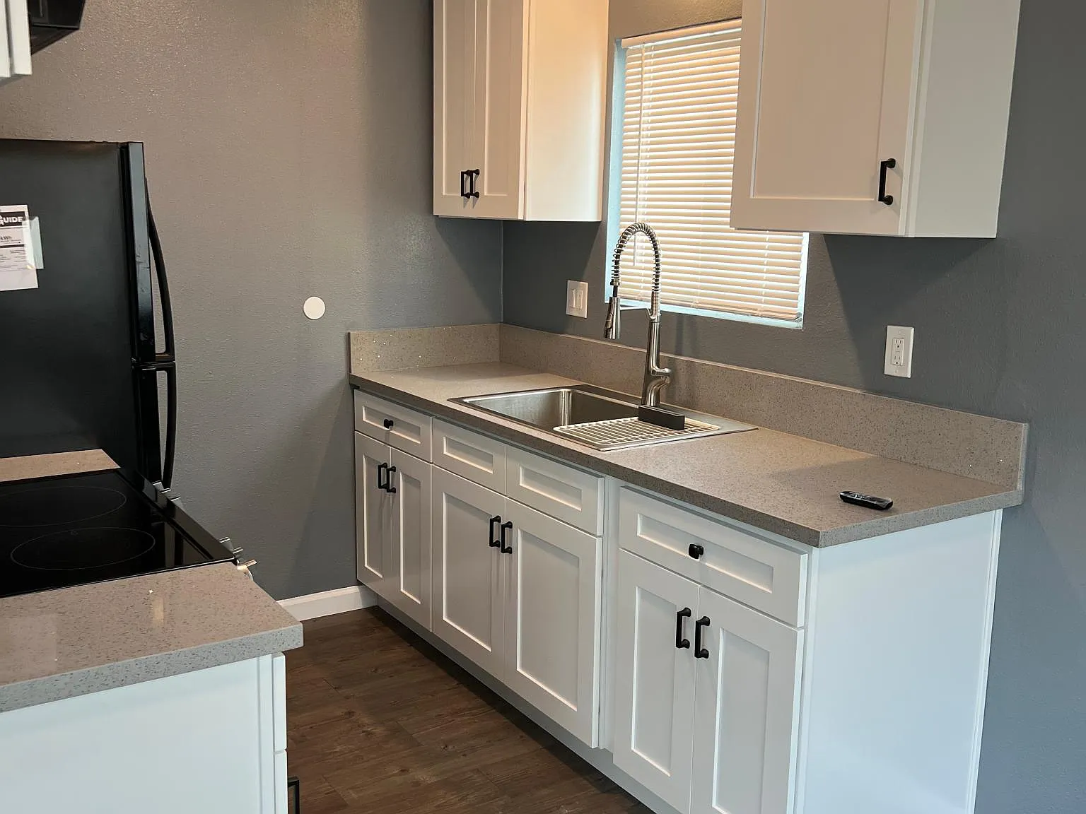 2 bed, 900 sqft, $2,500 — Photo 1