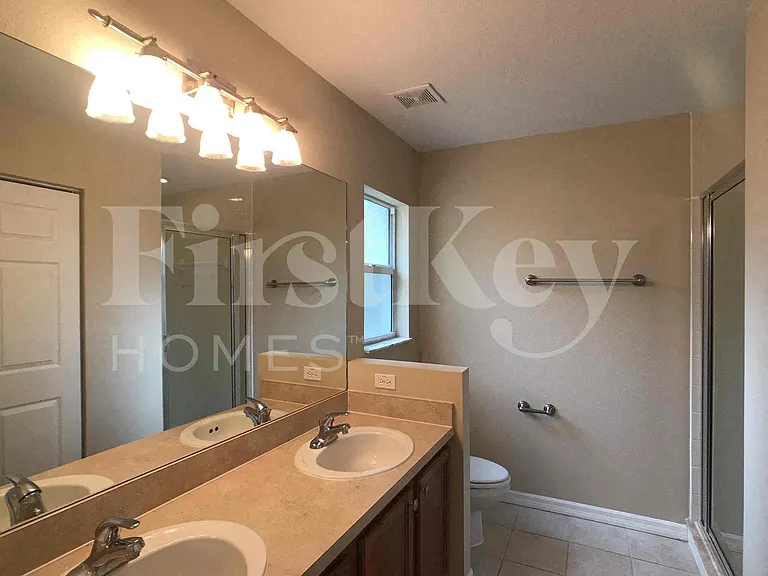 1736 W Pine St — Photo 19