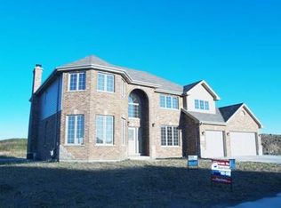 23023 Lakeview Estates Blvd, Frankfort, IL