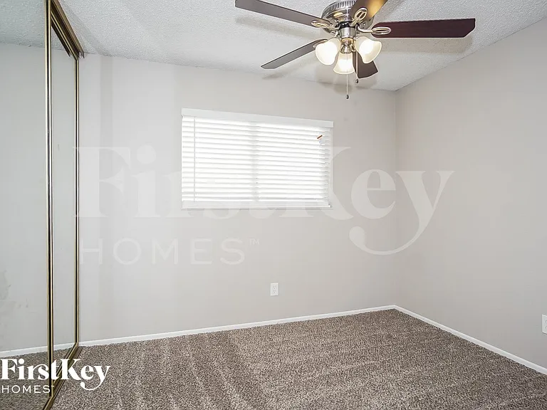 2406 El Cid Ct — Photo 10