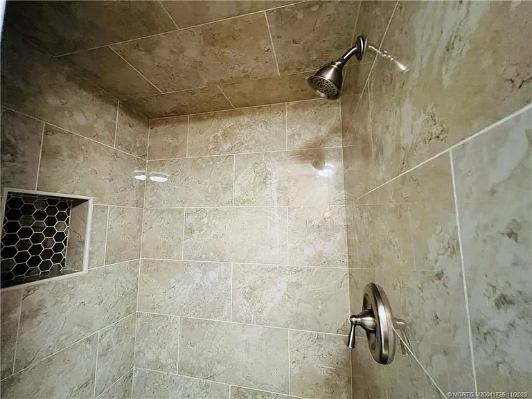 9400 S Ocean Dr #201B — Photo 39