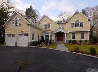 69 The Oaks, Roslyn Estates, NY 11576