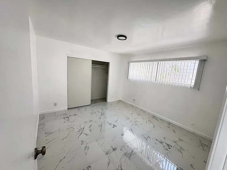 21744 Septo St — Photo 20