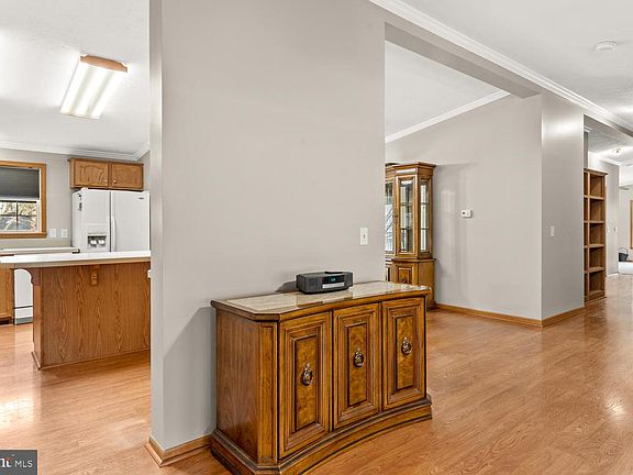 4th image of 24681 Wesley Dr