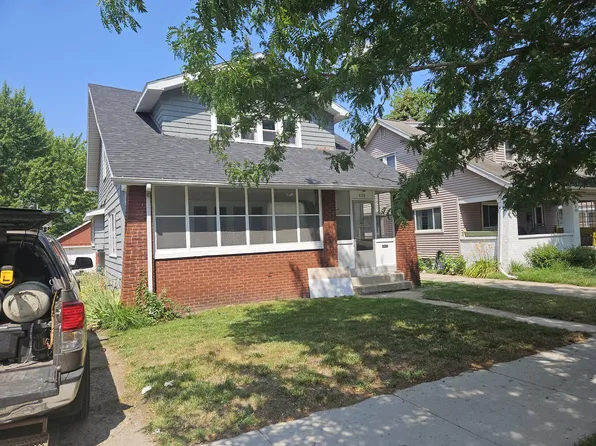 629 Diamond Ave NE, Grand Rapids, MI 49503