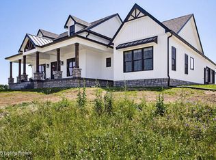 154 Farmview Dr, Springfield, KY 40069