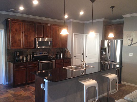 2nd image of 206 Stoneridge