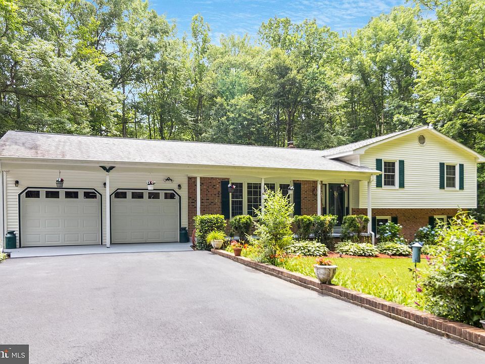 1st image of 7437 Woodhaven Dr