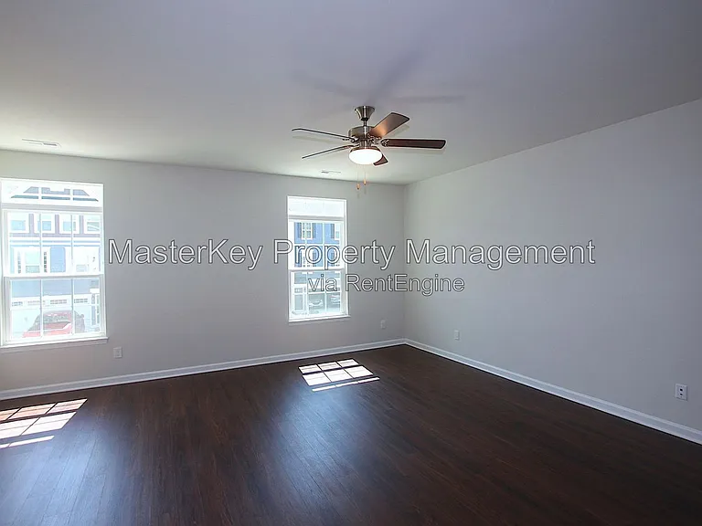 1160 Platform Dr — Photo 4