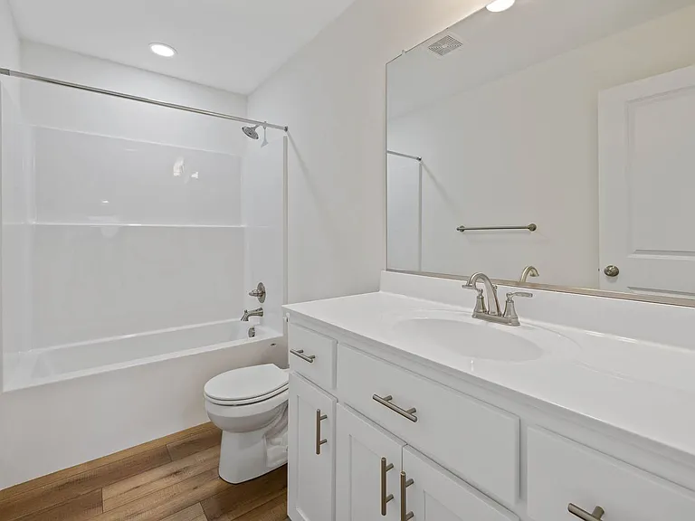 20015 James River Dr — Photo 13
